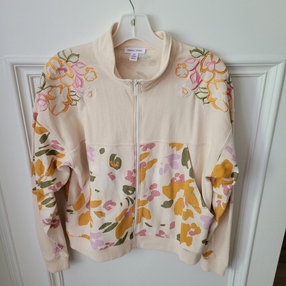 Tribal Jeans Casual Chic Jacket Size Small Pink Embroidered Floral Sun Ray